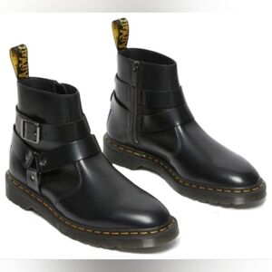 Dr. Martens Jaimes Harness Chelsea Boots – Black Leather – Women's 5 / Men's 4 –